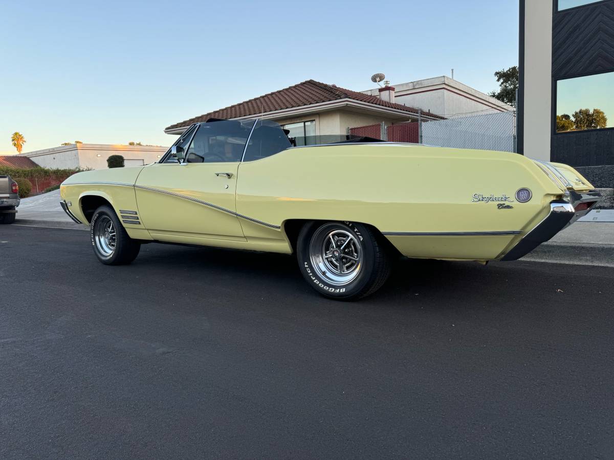 Buick-Skylark-convertible-1968-10