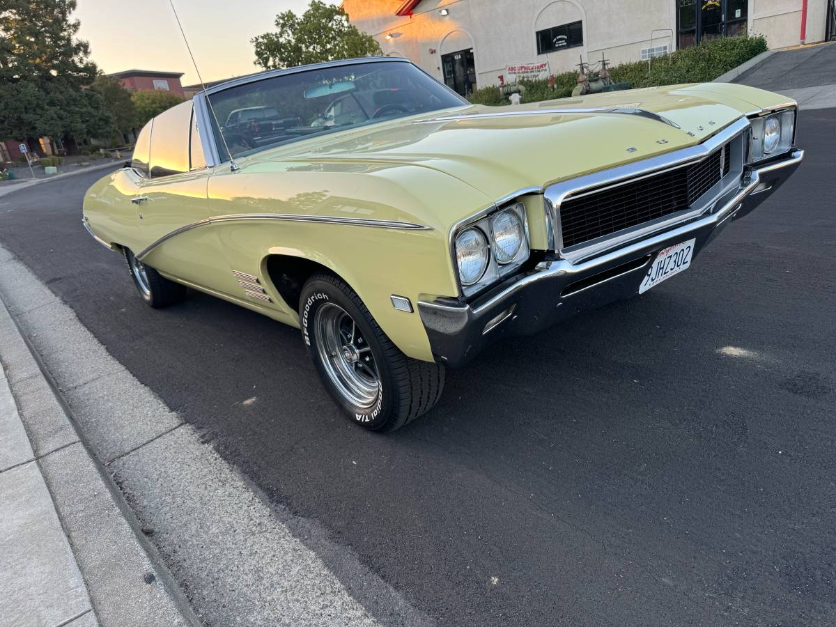 Buick-Skylark-convertible-1968-3