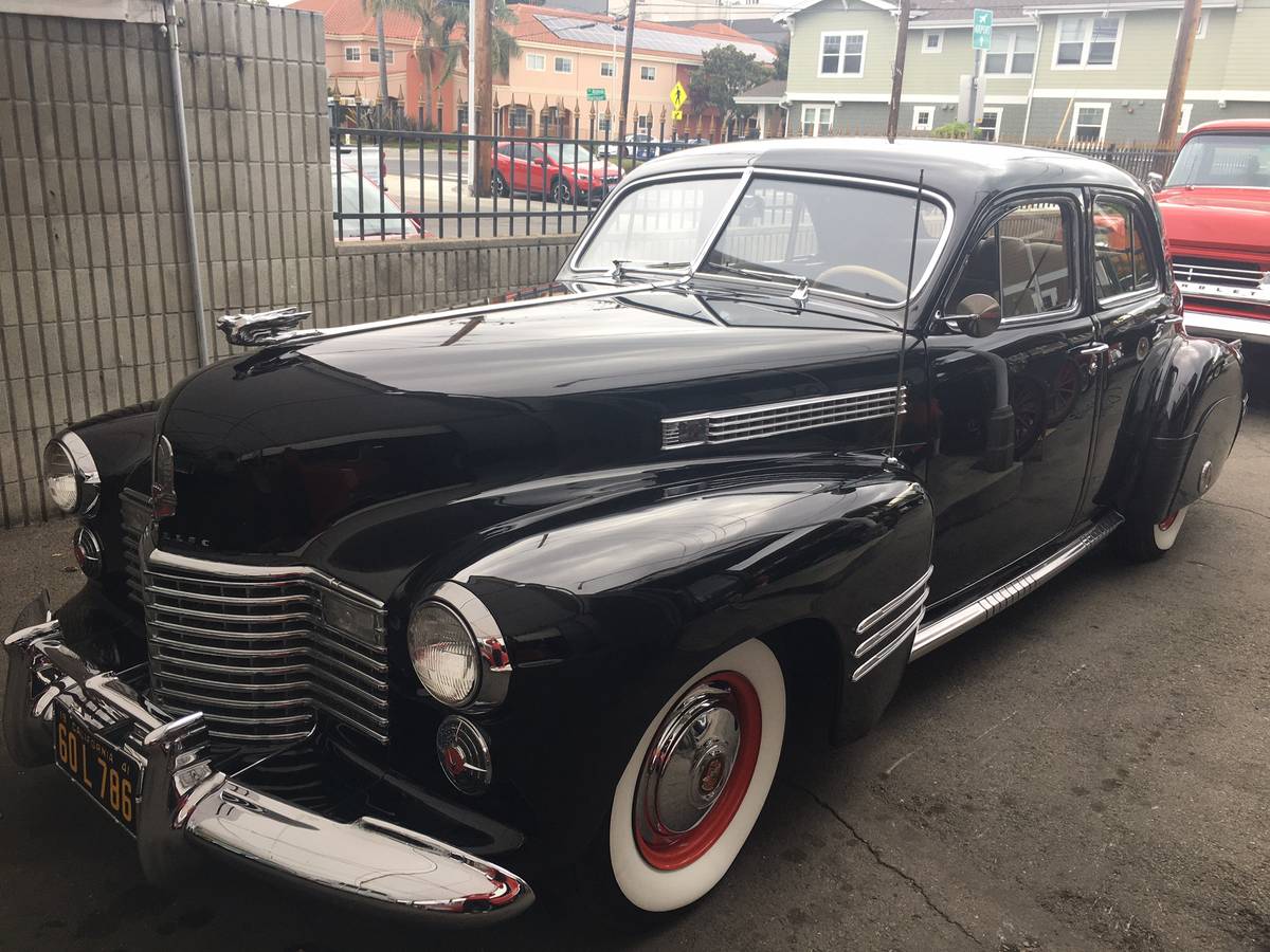 Cadillac-1941-18