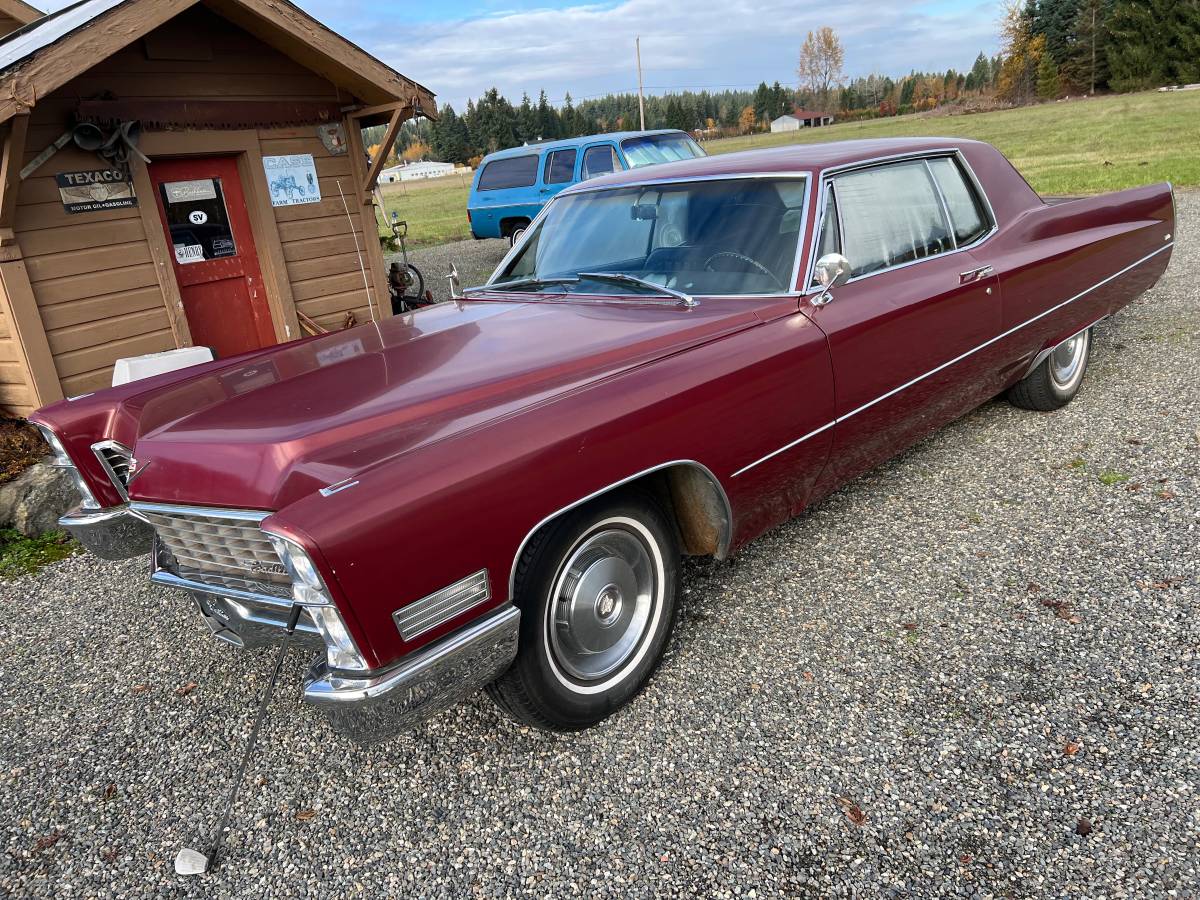 Cadillac-1967-12