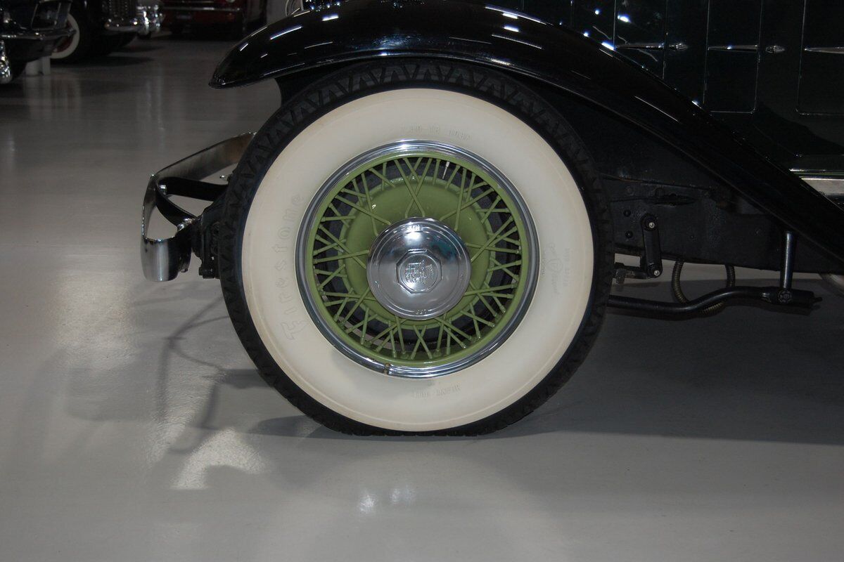 Cadillac-370A-V-12-Coupe-1931-21