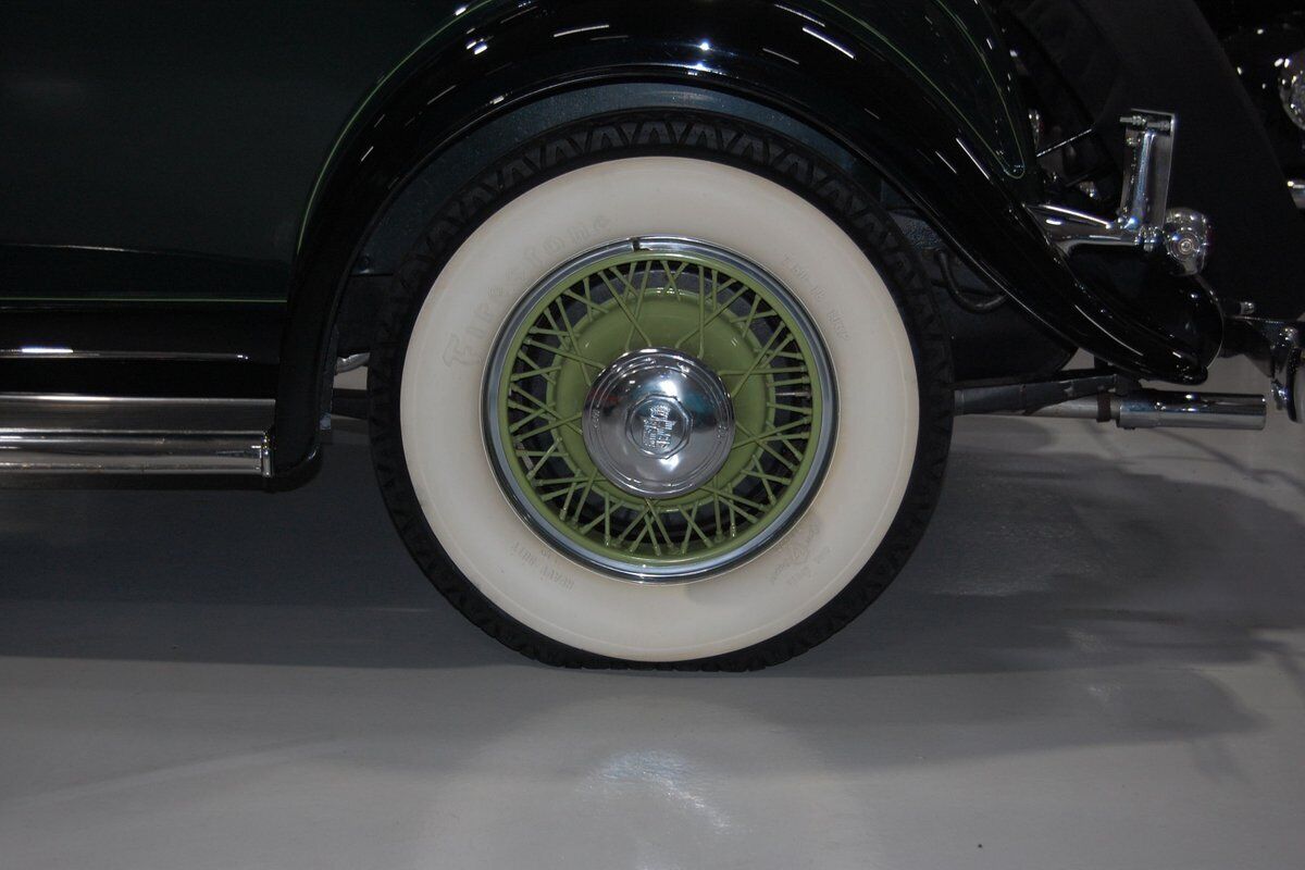 Cadillac-370A-V-12-Coupe-1931-23