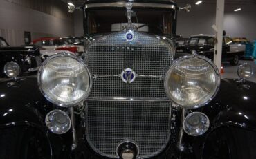 Cadillac-370A-V-12-Coupe-1931-32