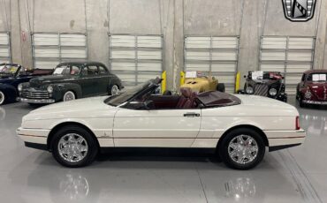 Cadillac-Allante-1989-3