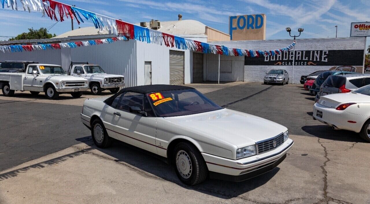 Cadillac-Allante-Cabriolet-1987-8