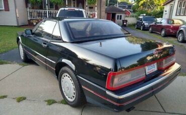 Cadillac-Allante-Cabriolet-1989-4