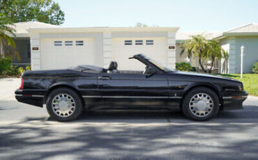 Cadillac-Allante-Cabriolet-1993-8