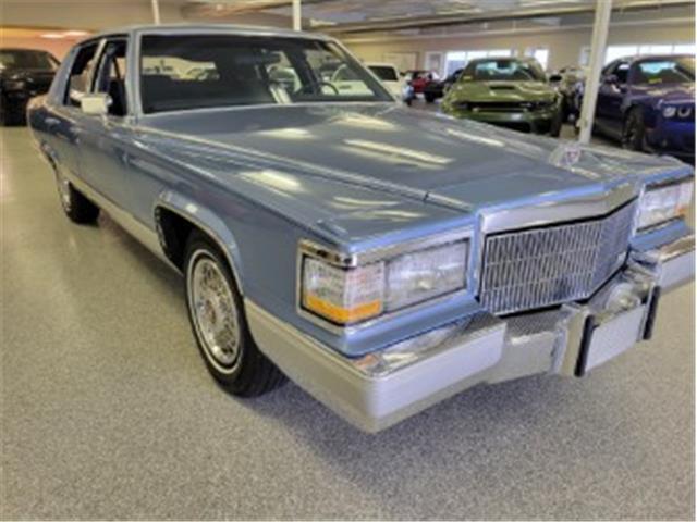 Cadillac-Brougham-1990-1