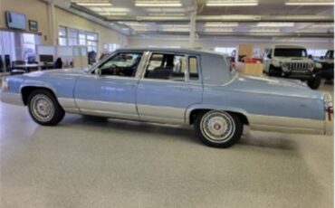 Cadillac-Brougham-1990-11