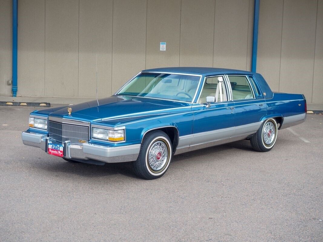 Cadillac-Brougham-1991-5