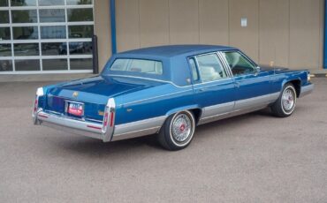 Cadillac-Brougham-1991-6