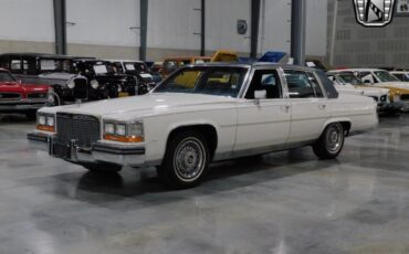 Cadillac-Brougham-Berline-1988-2