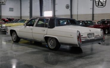 Cadillac-Brougham-Berline-1988-3