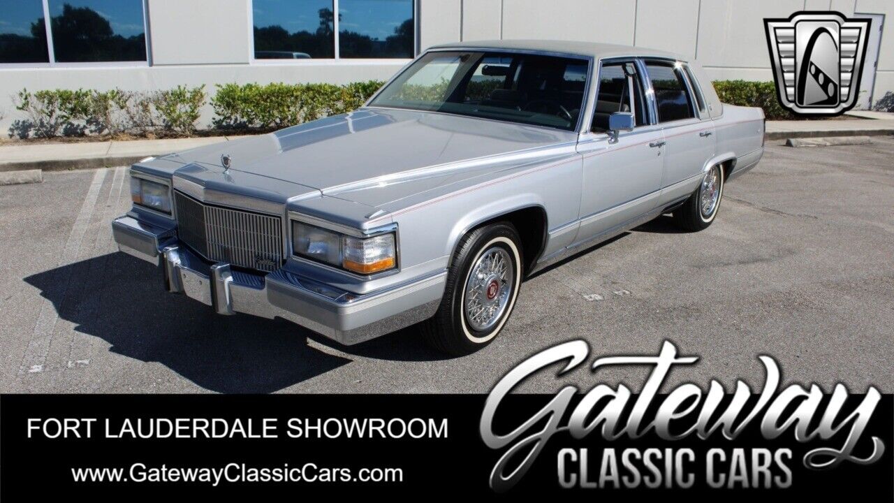 Cadillac Brougham Berline 1990