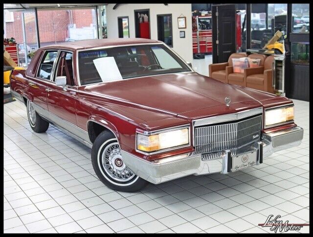 Cadillac-Brougham-Berline-1990-3