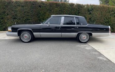 Cadillac-Brougham-Berline-1992-1