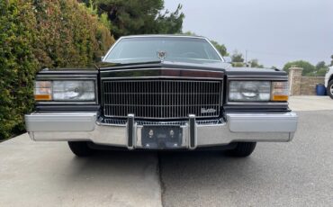 Cadillac-Brougham-Berline-1992-12