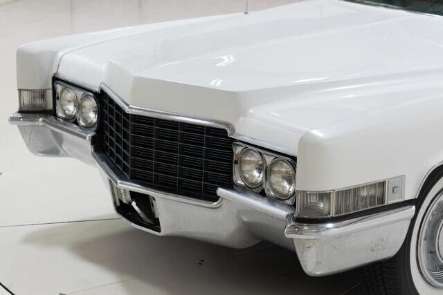 Cadillac-CALAIS-Coupe-1969-10