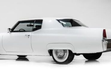 Cadillac-CALAIS-Coupe-1969-5