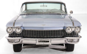 Cadillac-Coupe-DeVille-Coupe-1960-1