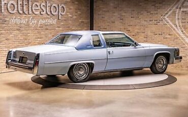 Cadillac-Coupe-DeVille-Coupe-1978-6