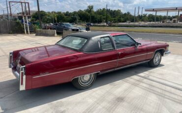 Cadillac-Coupe-deville-1976-10