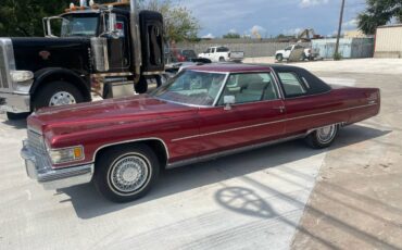 Cadillac-Coupe-deville-1976-12