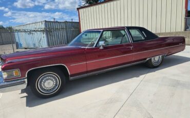 Cadillac-Coupe-deville-1976-2