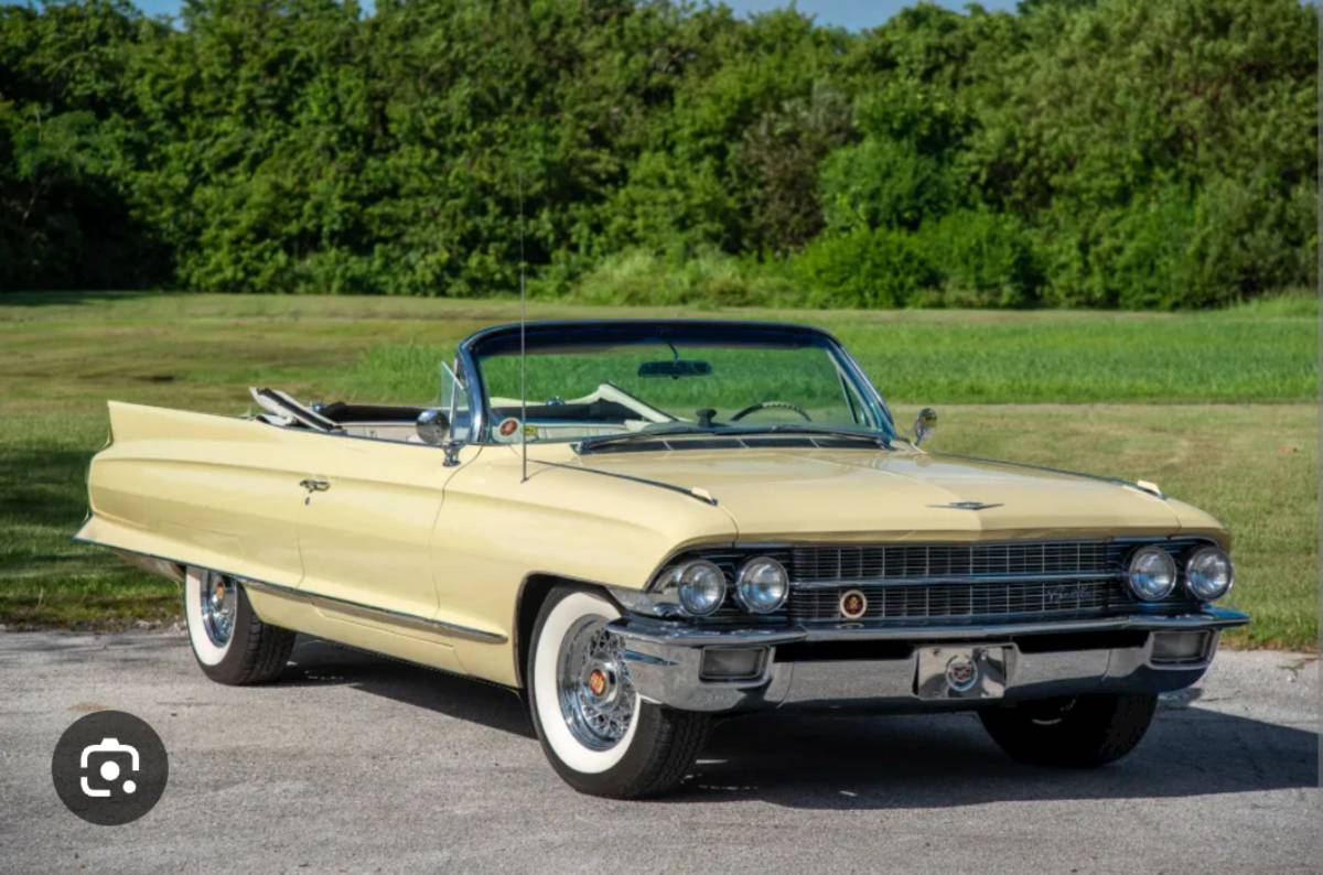 Cadillac-Coupe-deville-convertible-1962