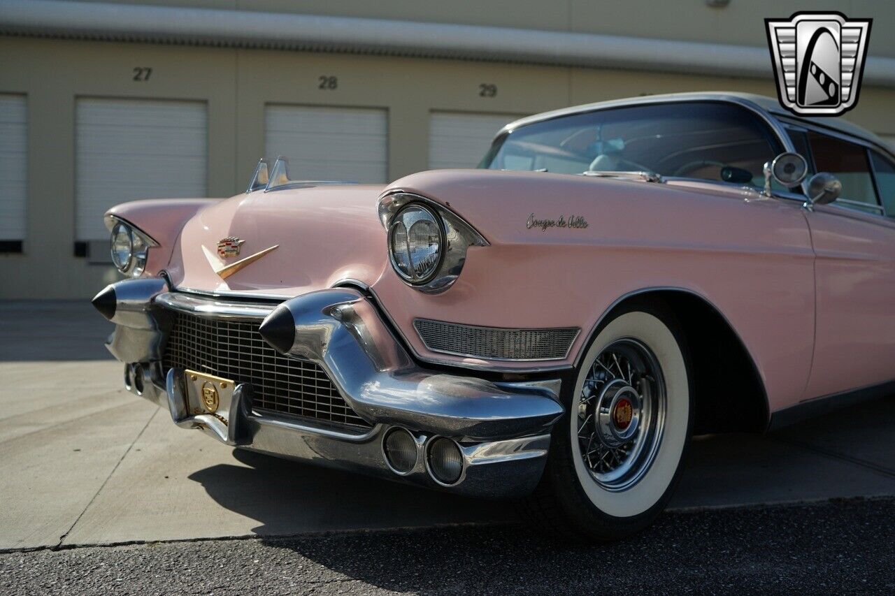 Cadillac-DeVille-1957-7