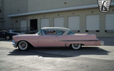 Cadillac-DeVille-1957-9