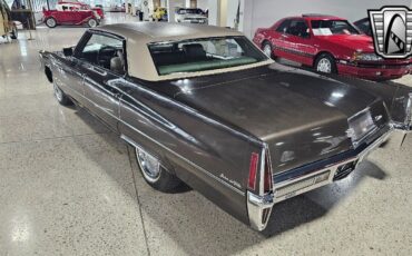 Cadillac-DeVille-1970-3