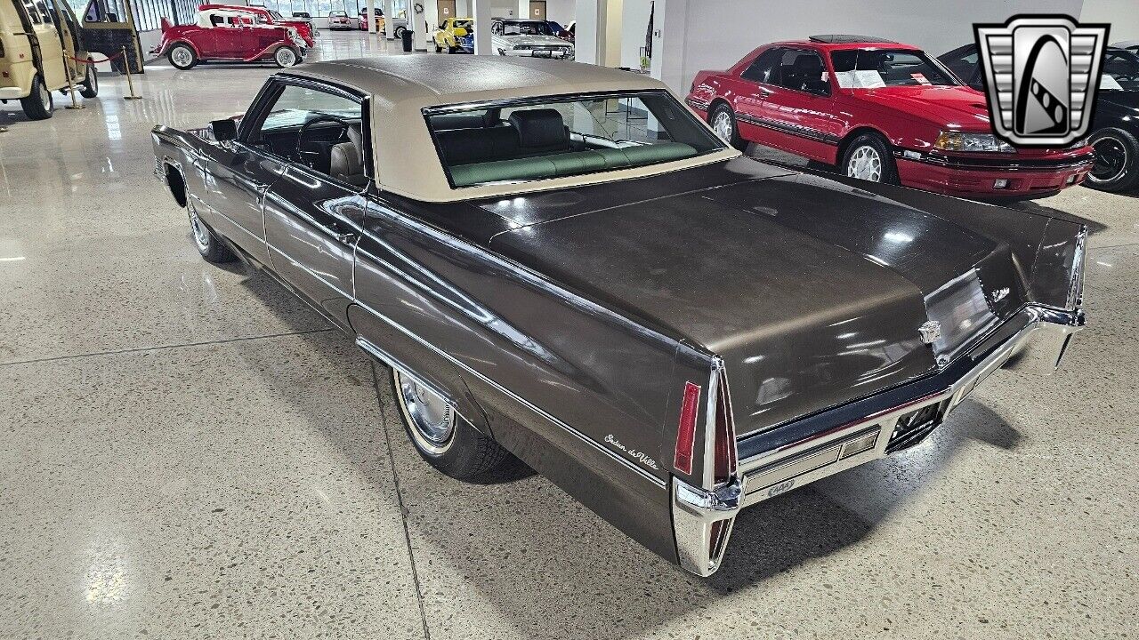 Cadillac-DeVille-1970-3