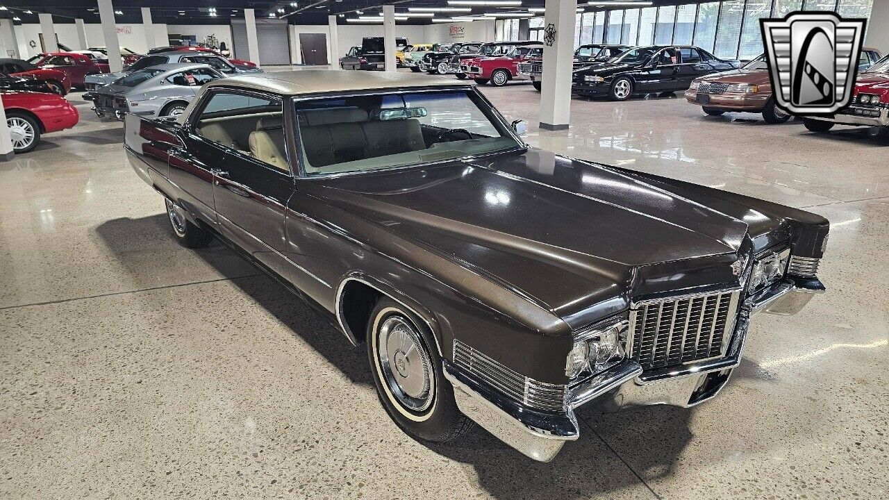 Cadillac-DeVille-1970-5