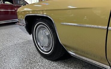 Cadillac-DeVille-1972-11