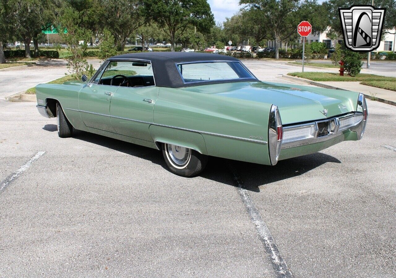 Cadillac-DeVille-Berline-1967-6