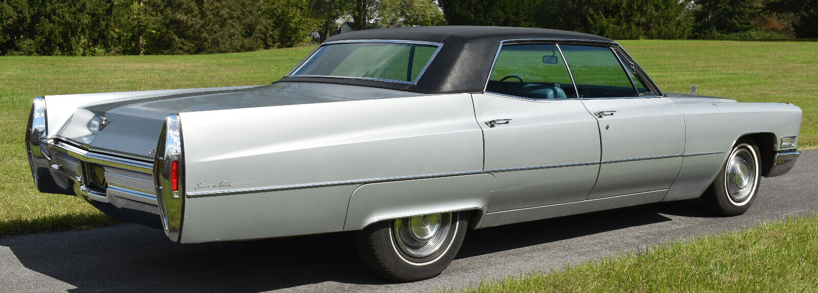 Cadillac-DeVille-Berline-1968-5