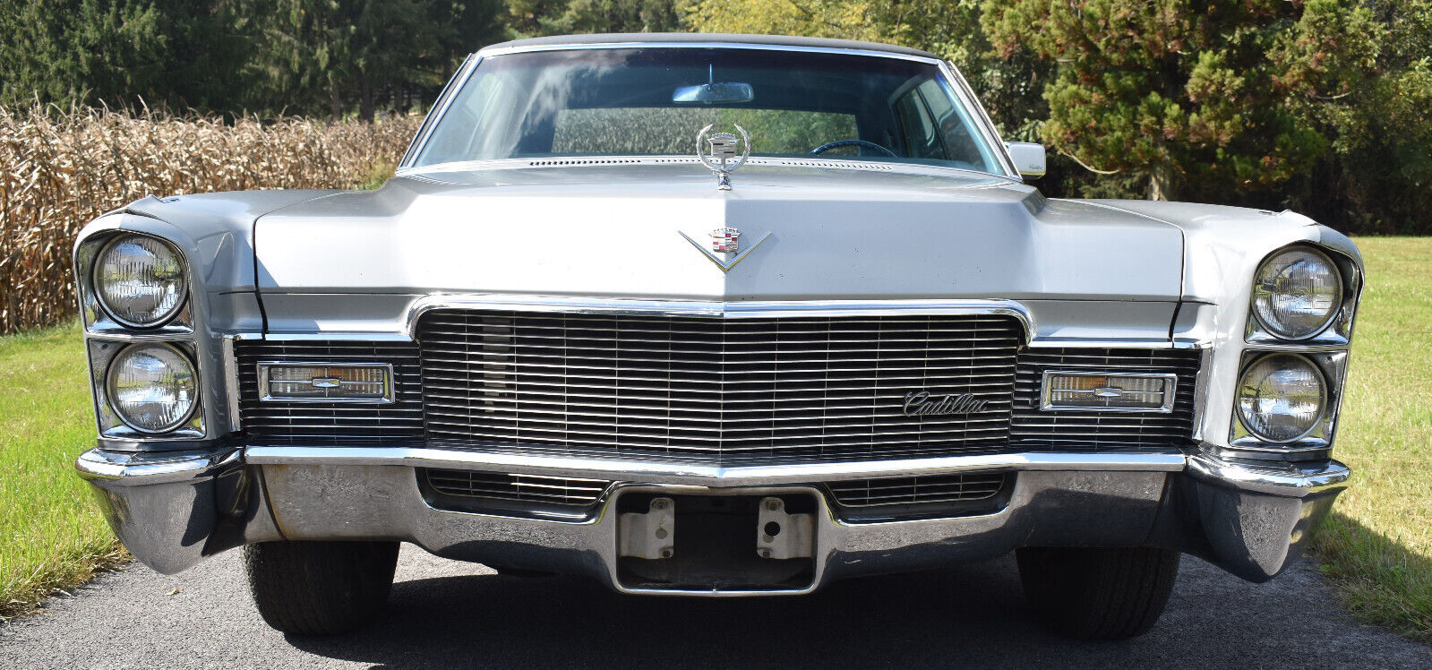 Cadillac-DeVille-Berline-1968-8