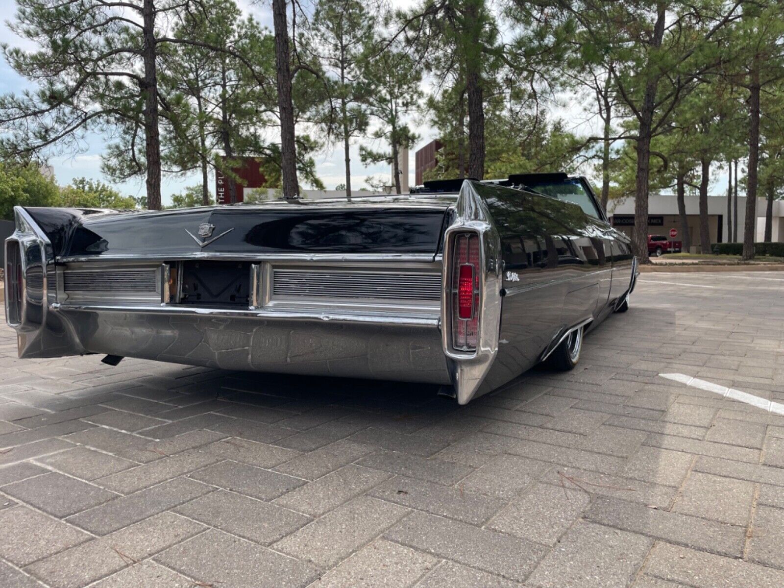 Cadillac-DeVille-Cabriolet-1965-22