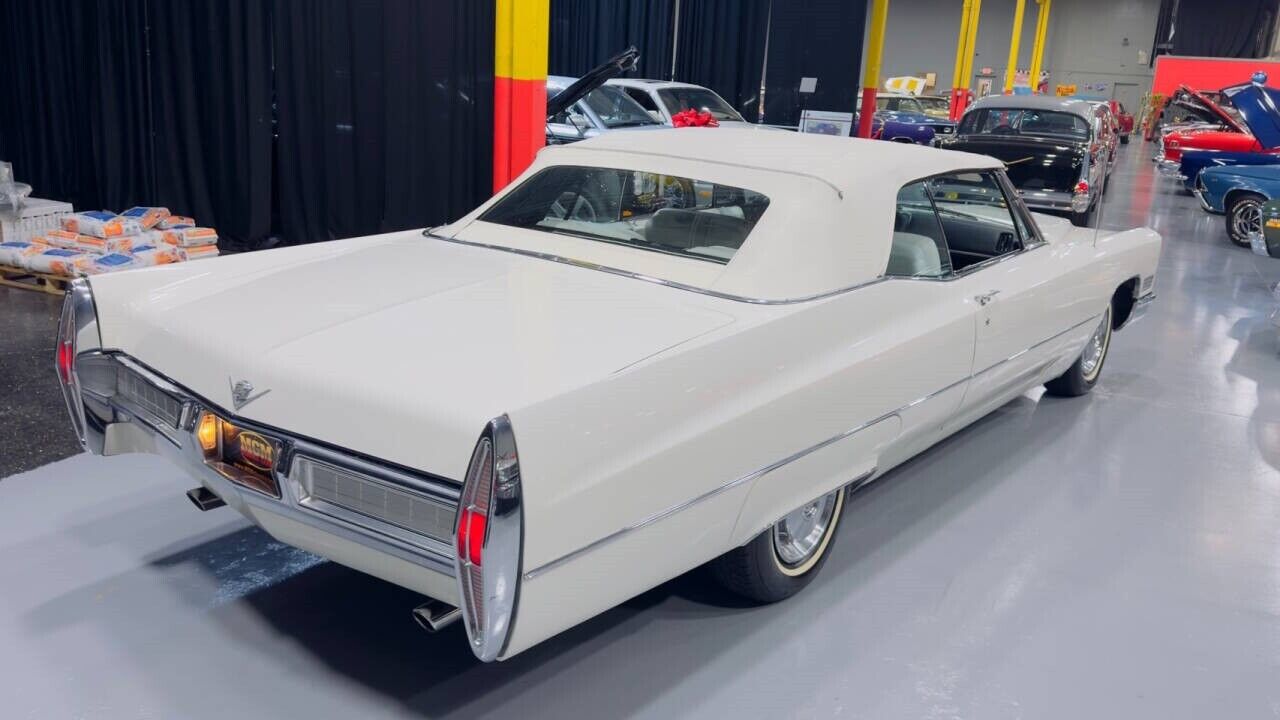 Cadillac-DeVille-Cabriolet-1967-18