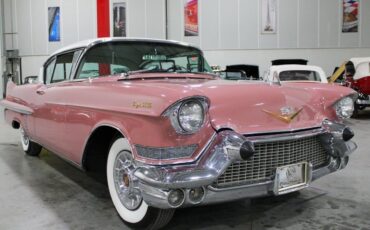 Cadillac-DeVille-Coupe-1957-10