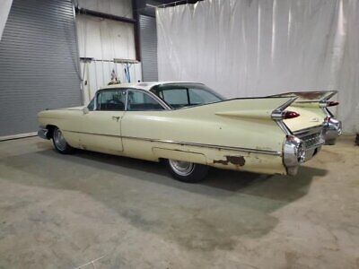 Cadillac-DeVille-Coupe-1959-3