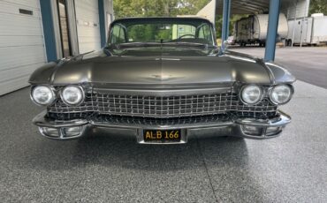 Cadillac-DeVille-Coupe-1960-4