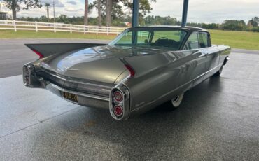 Cadillac-DeVille-Coupe-1960-8