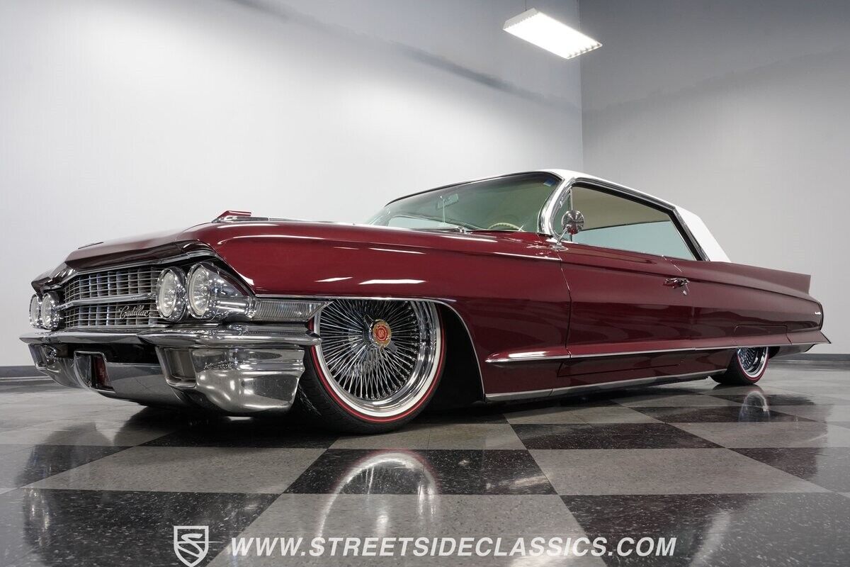 Cadillac-DeVille-Coupe-1962-22