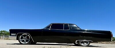 Cadillac-DeVille-Coupe-1968-3