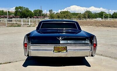 Cadillac-DeVille-Coupe-1968-8