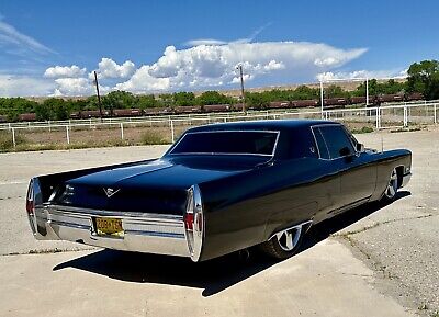 Cadillac-DeVille-Coupe-1968-9