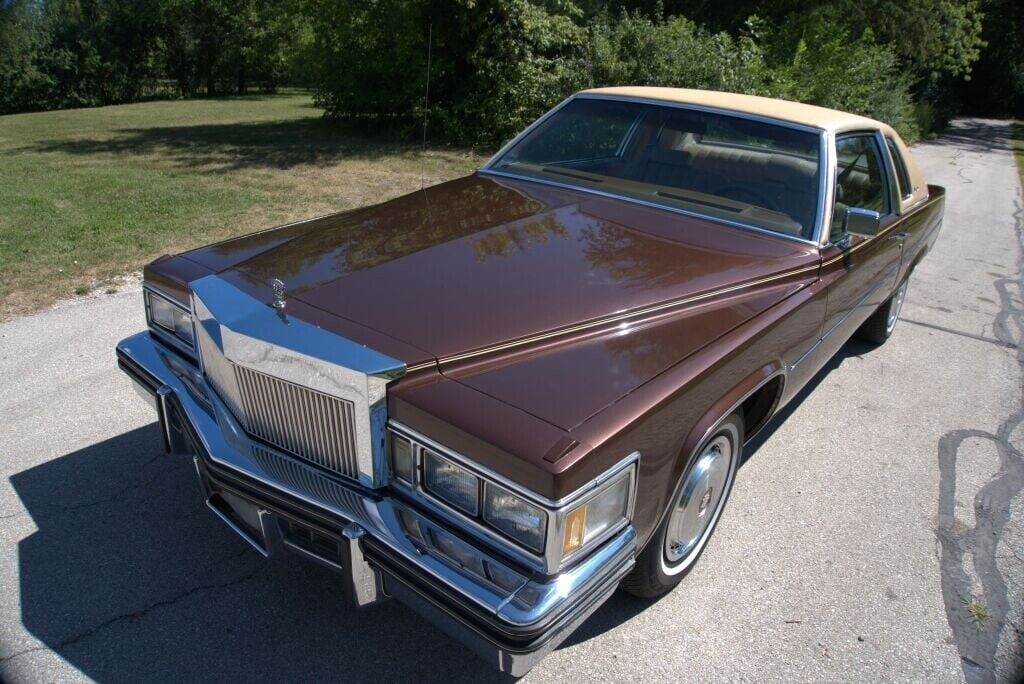 Cadillac DeVille Coupe 1977