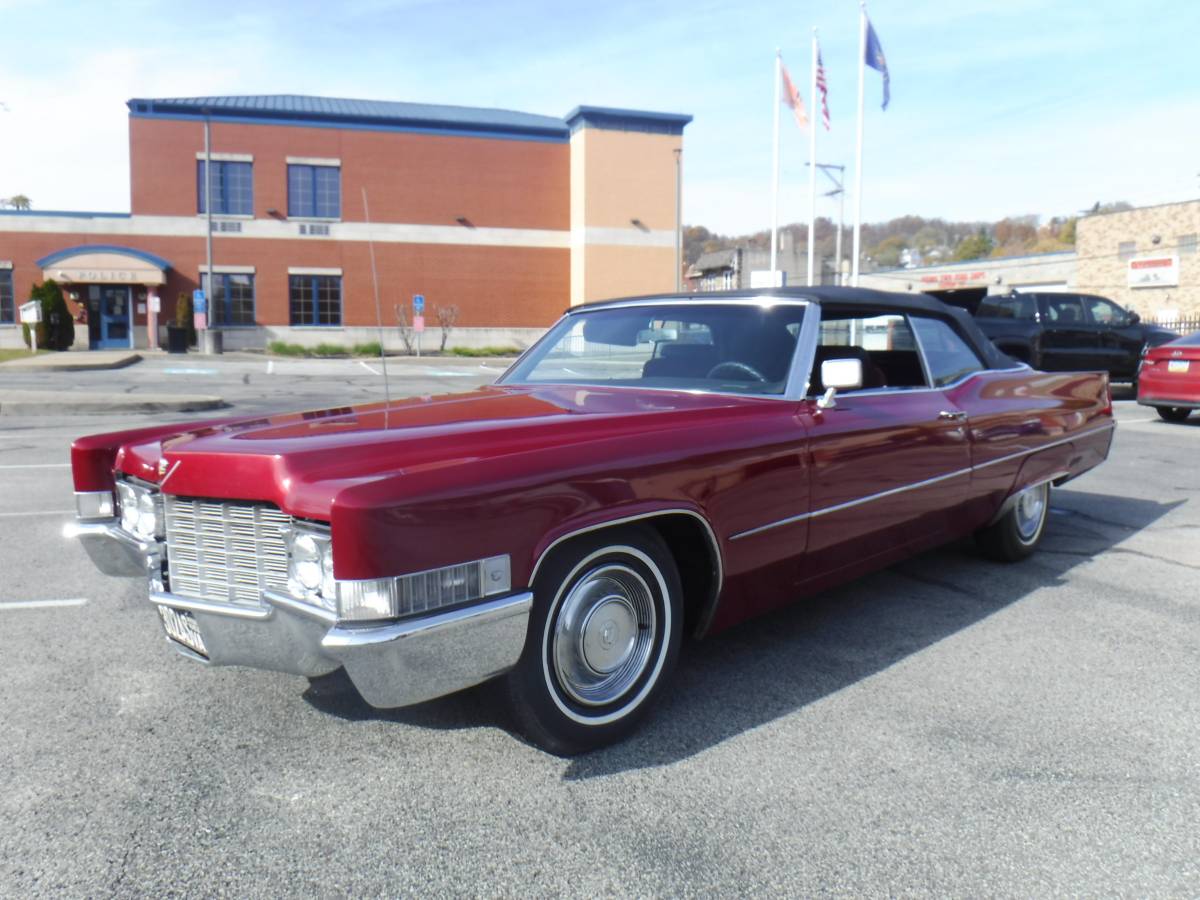 Cadillac-Deville-1969-2